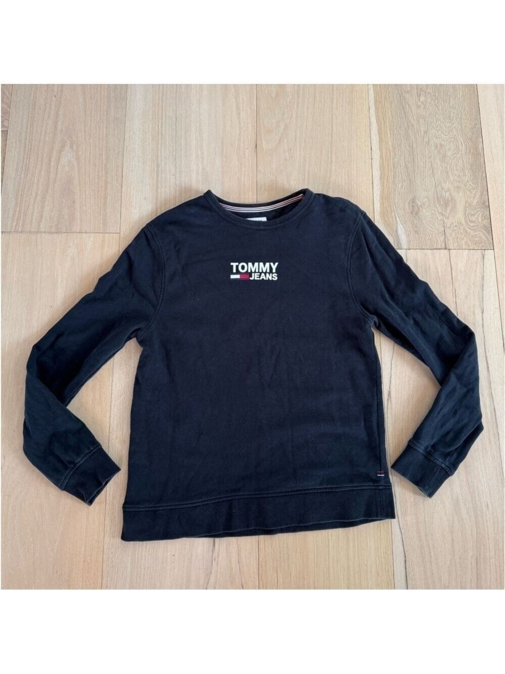 Tommy Jeans Black Sweatshirt Pullover Size Large NWOT